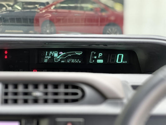 Toyota Prius/Aqua Instrument Cluster (Japanese to English conversion)